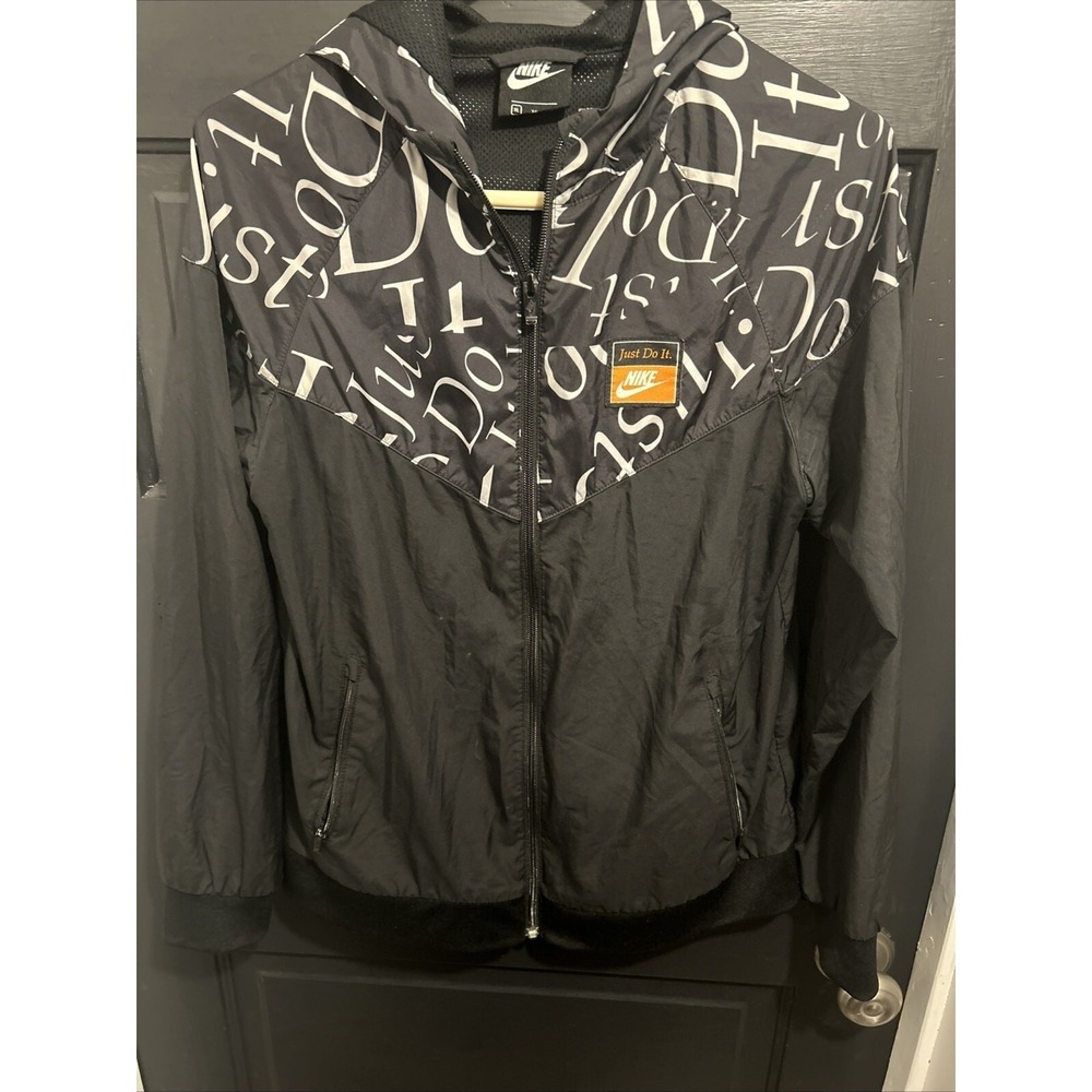 Nike Boys Sportswear Wind Runner Just Do It Black Hooded Jacket XL CK0958-010